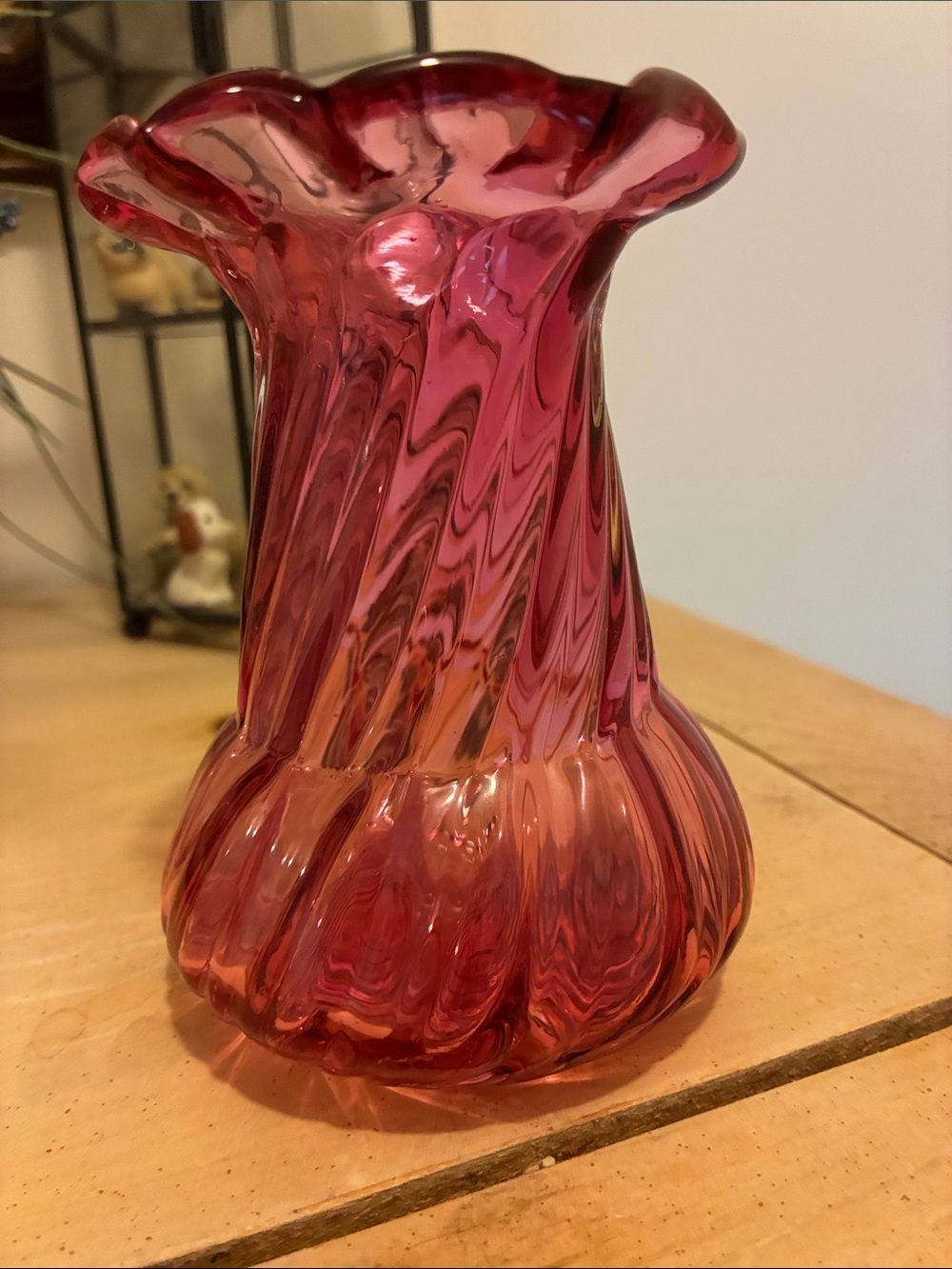 Elegant Pink Glass Vase - Decorative Home Accent
5” tall